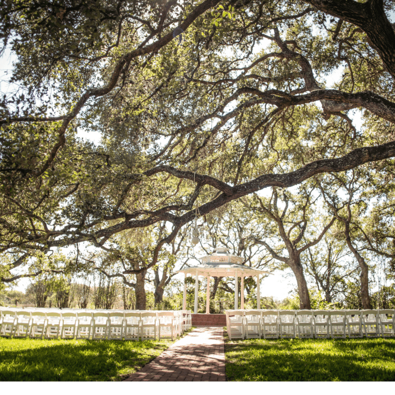 VNV Events-1. Waterfront wedding venue in Miami with a dock and sailboats in the background