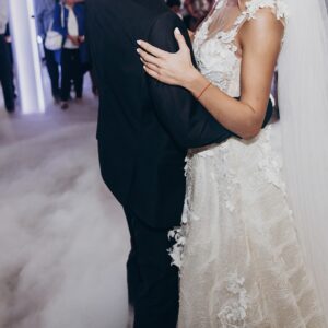 first wedding dance of bride and groom