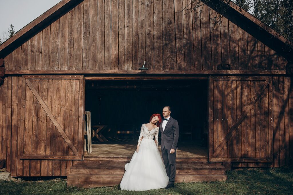 vnv events: event planner - Rustic wedding