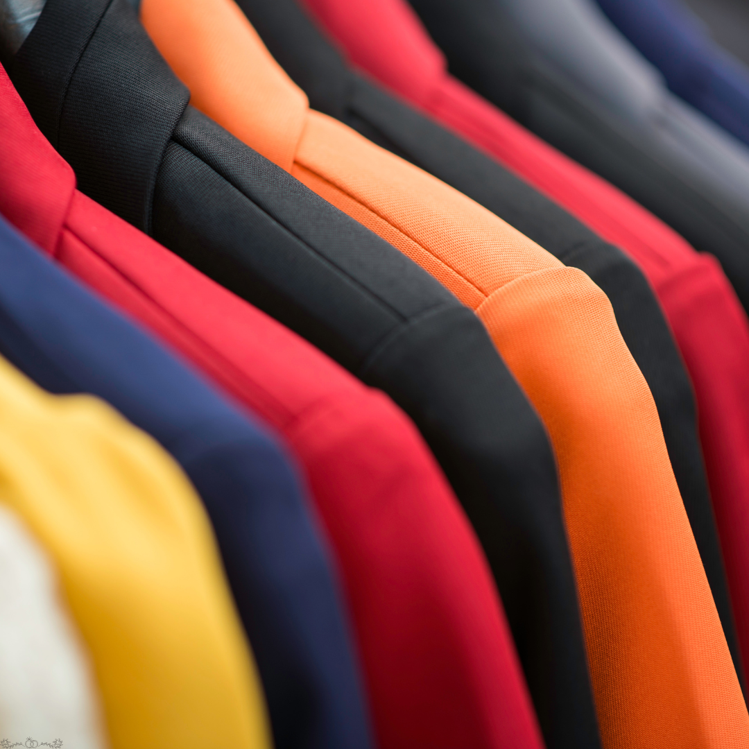 The Groom’s Suit Revolution Bold Colors and Modern Style for Today’s Weddings 1