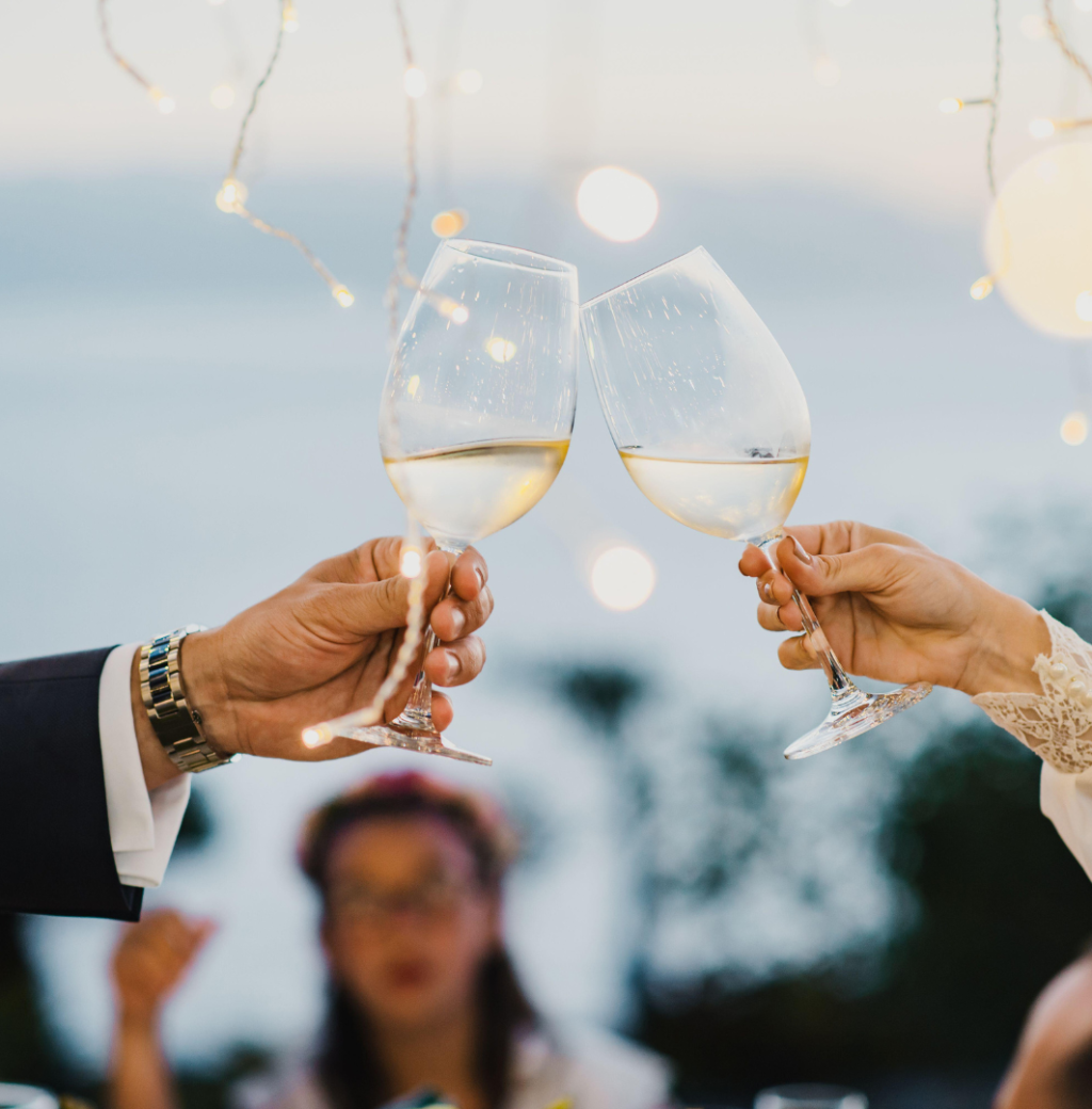VNV Events: How Long Does a Wedding Reception Last? A Guide to Timing Your Celebration-imagen 2