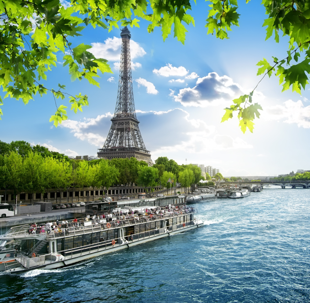 vnv events: Boat Trip on Seine